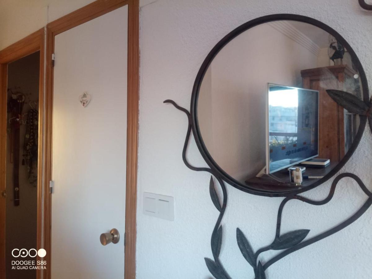 Coty'S Beach, Habitaciones En Casa Compartida Benalmadena Exterior photo